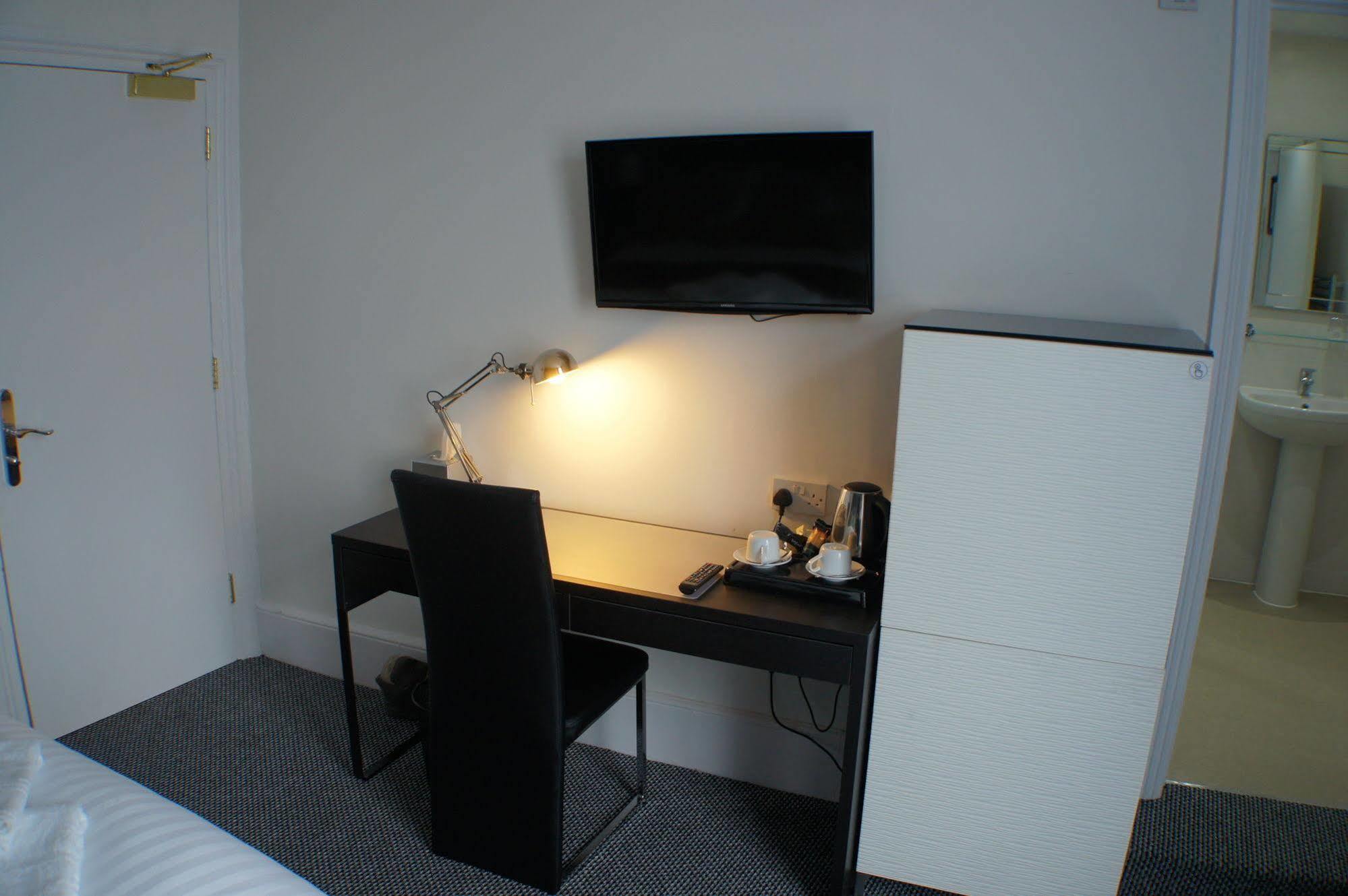 Hotel Grand Junction Arms Londra Esterno foto